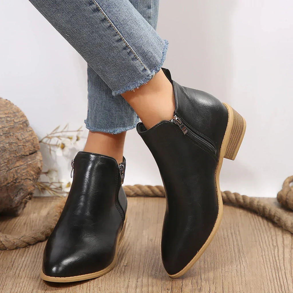 Women's Ankle Boots with Side Zip and Block Heel - 5