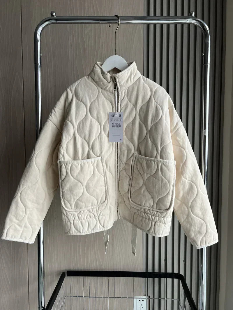 Women's Quilted Jacket with Pockets and Drawstring Waist - 4