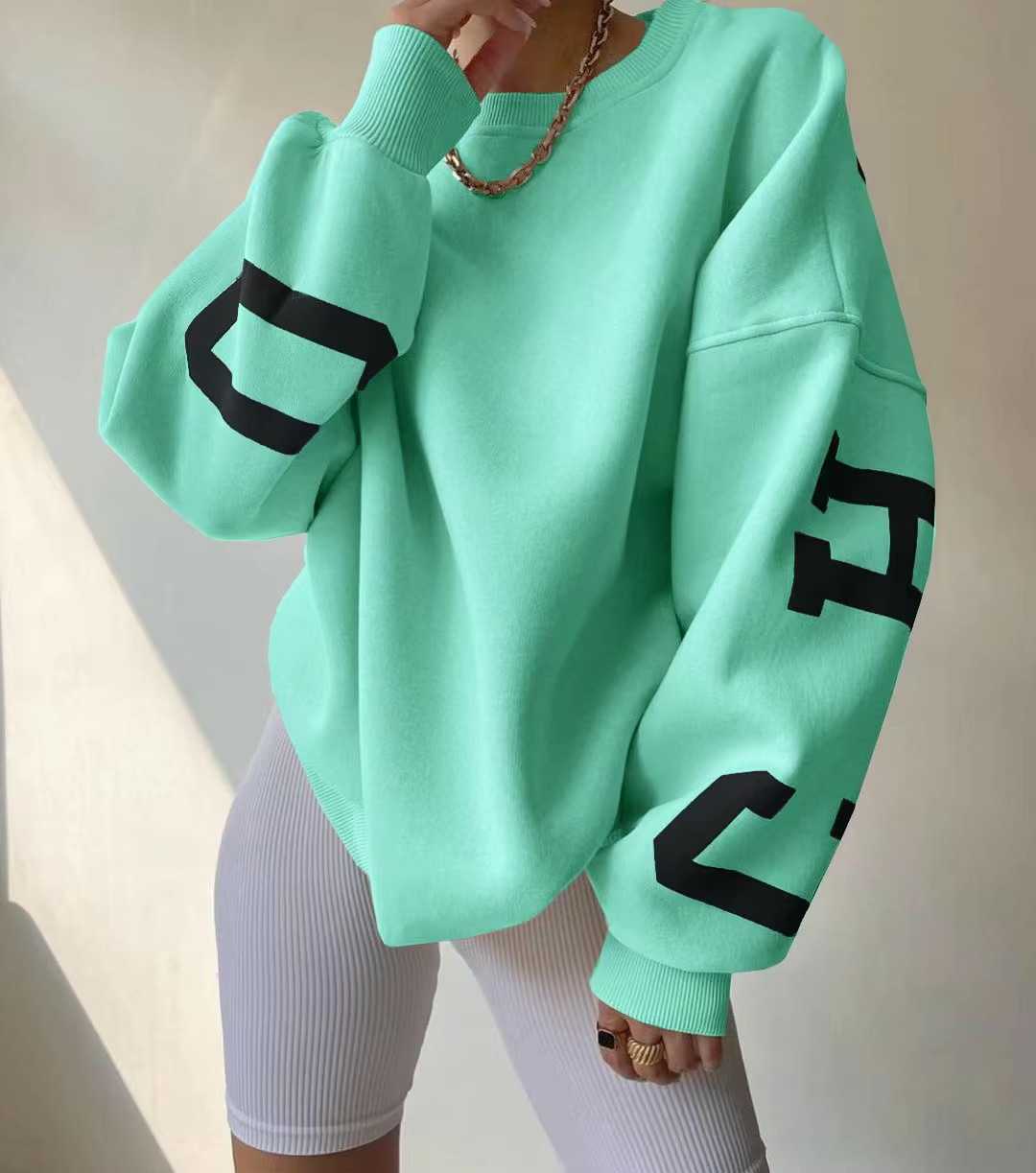 Women's Oversized Sweatshirt with City Print and Crew Neck - Mint