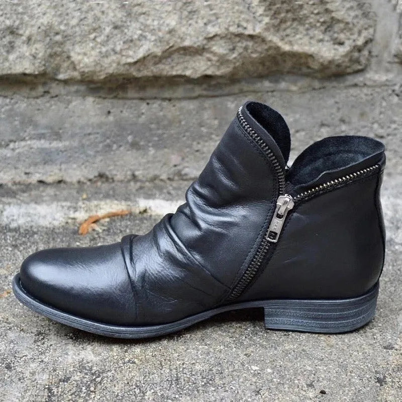 Women's Ankle Boots with Ruched Faux Leather and Side Zip - Black