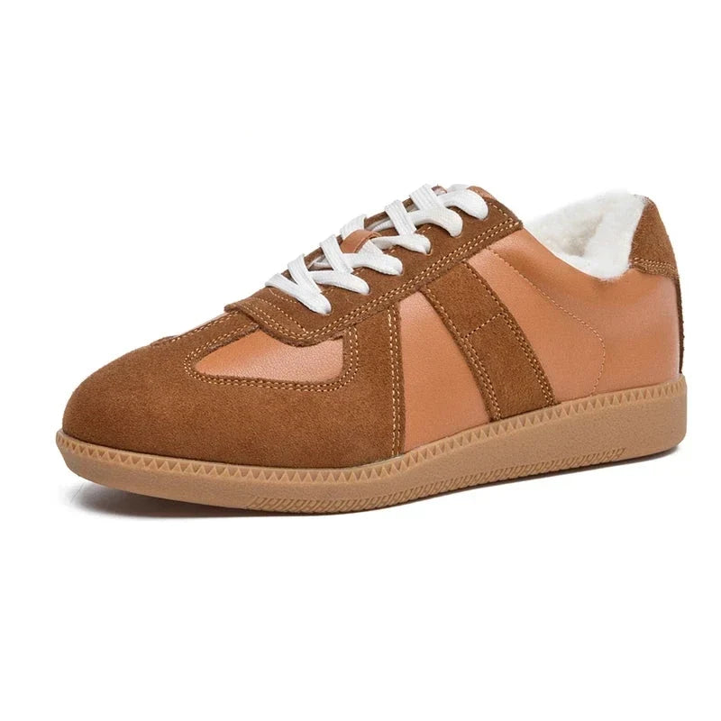 Women's Flatform Sneakers with Lace-Up Front and Panel Design - Brown Fluff