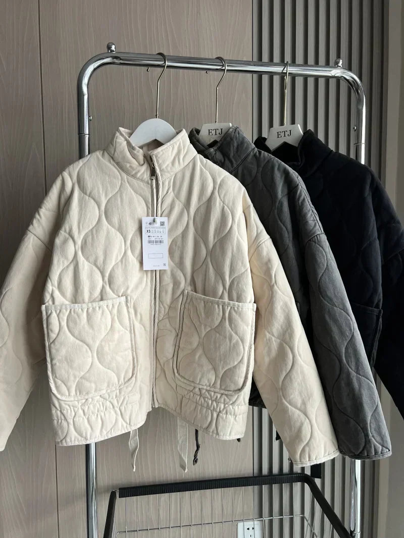 Women's Quilted Jacket with Pockets and Drawstring Waist - 11