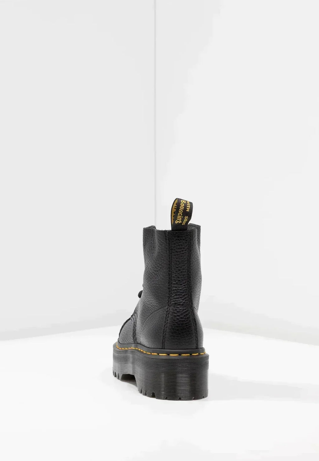 Women's Chunky Platform Boots with Zip Closure - 7