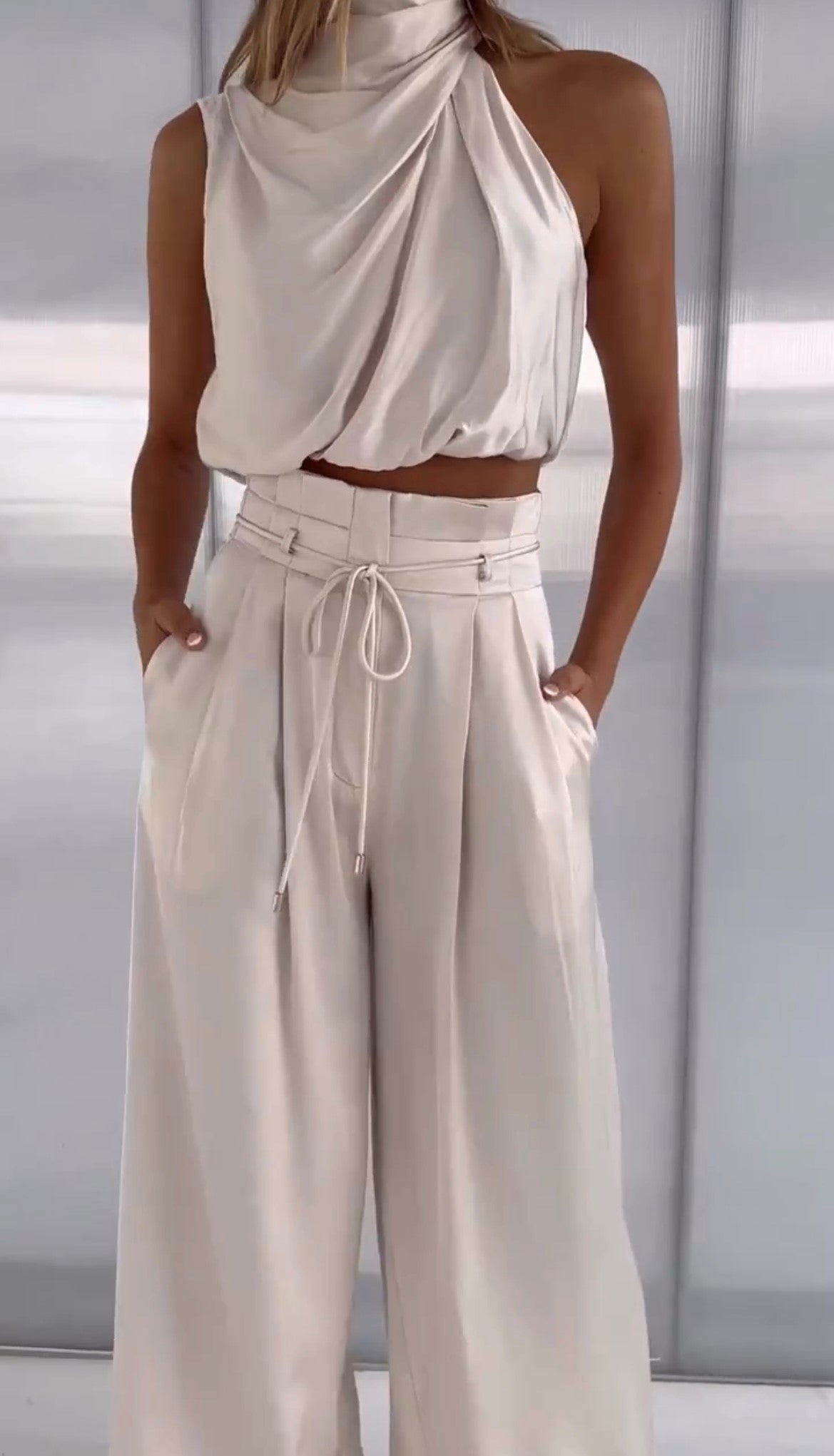 Women's Halterneck Top and Wide Leg Trousers Set - 7