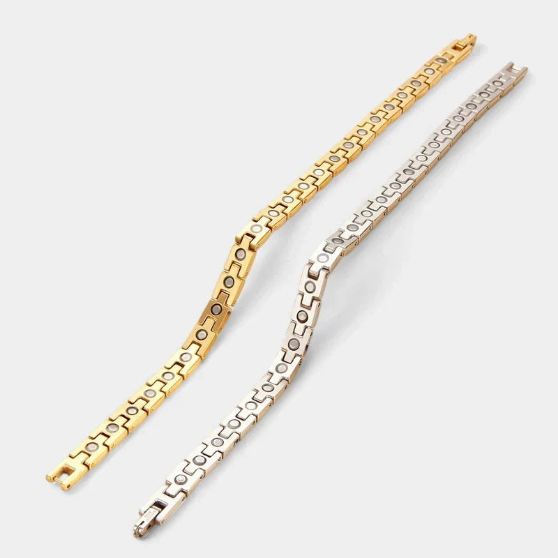 Women's Bracelet with Magnetic Clasp and Adjustable Link Chain - 8