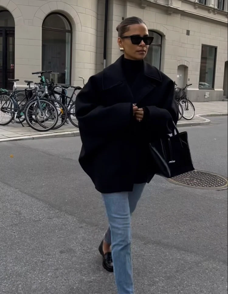 Women's Oversized Single-Breasted Wool Coat Short Fit - 13