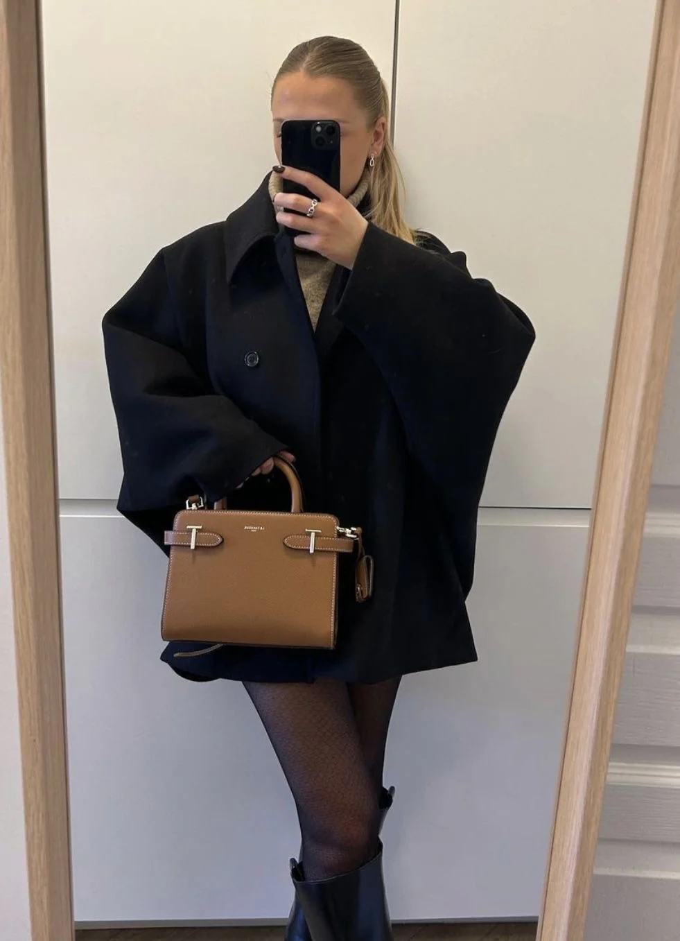 Women's Oversized Single-Breasted Wool Coat Short Fit - 14