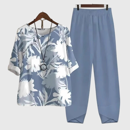 Women's Two Piece Set with Butterfly Print and Relaxed Fit - Blue