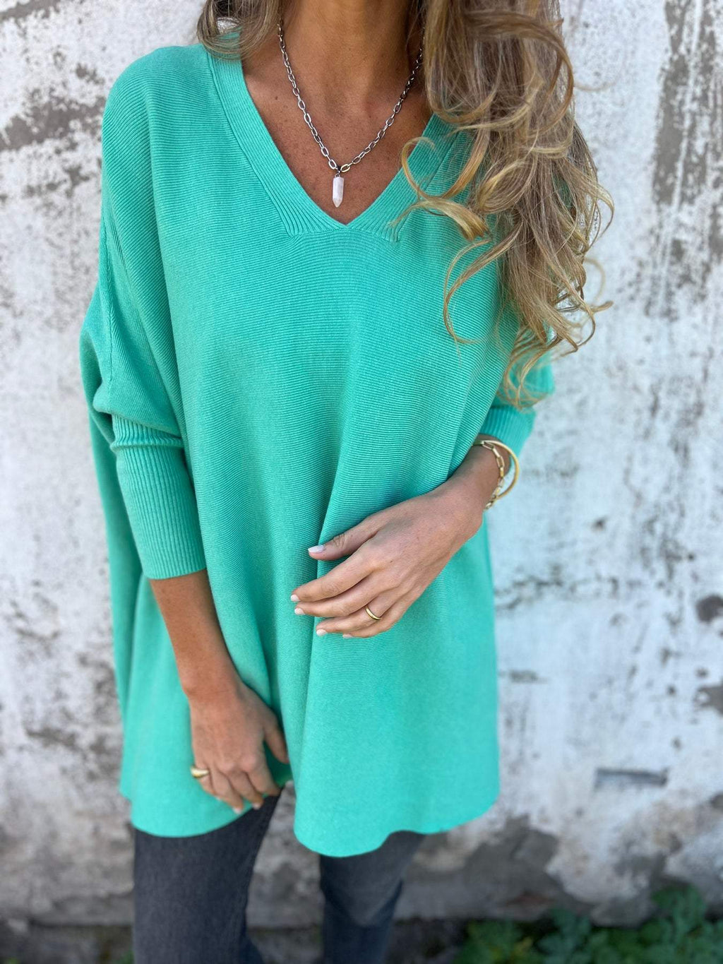 Women's Jumper Oversized with V-Neck and Ribbed Cuffs - Blue