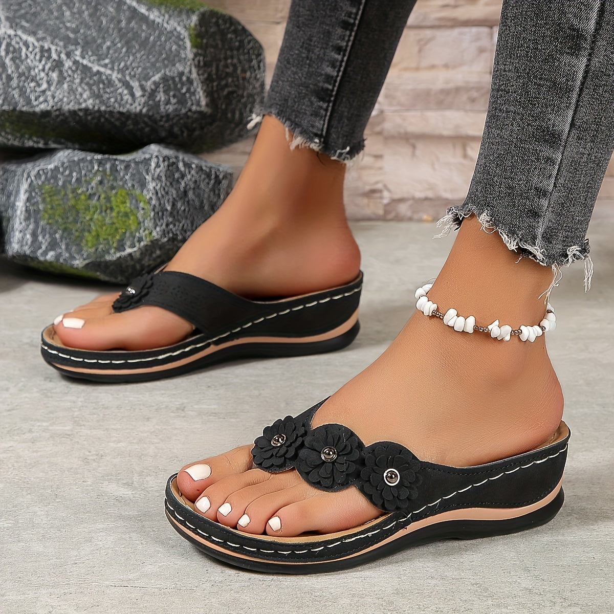 Women's Toe-Post Sandals with Floral Detail and Low Wedge - Black