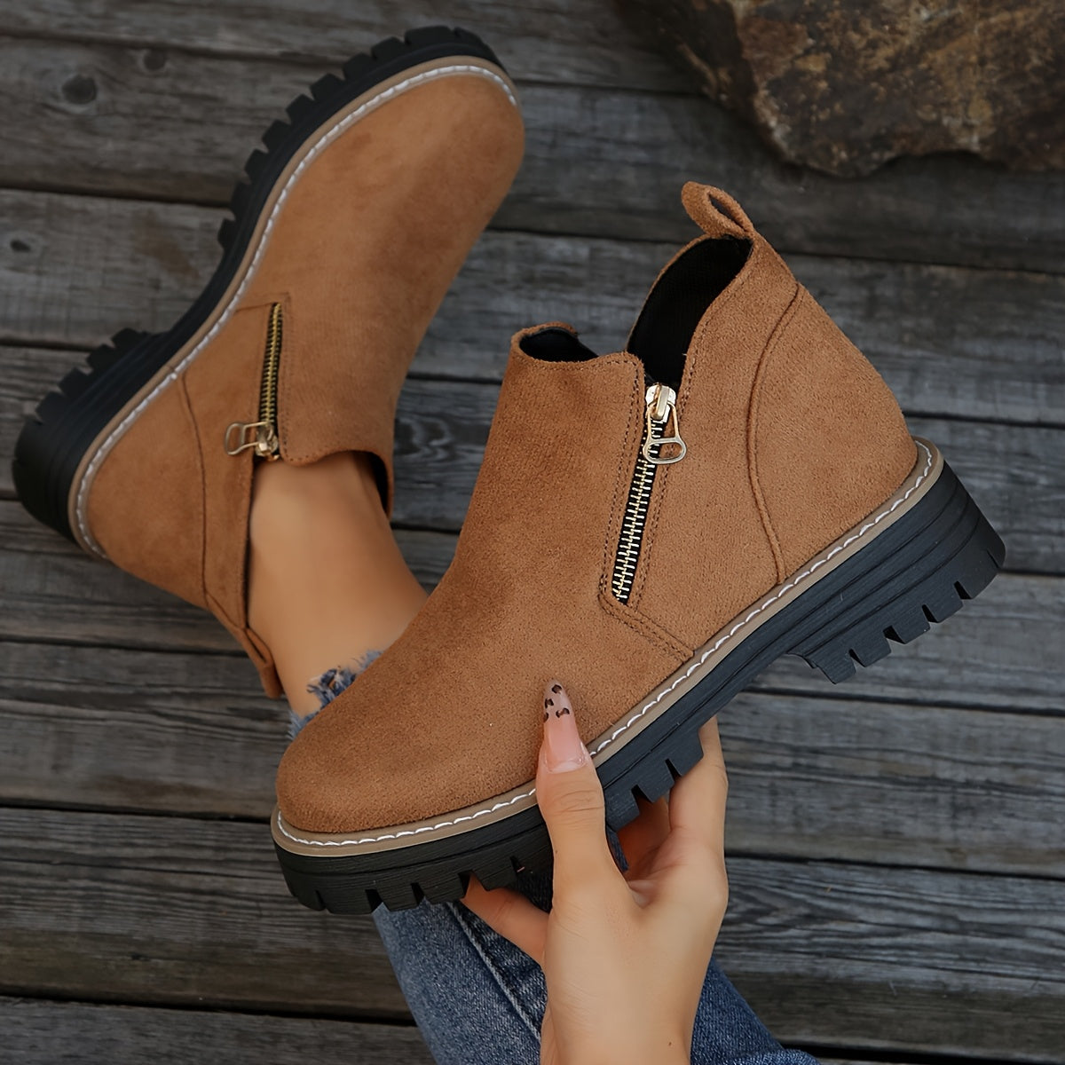 Women's Ankle Boots with Side Zip and Chunky Sole - 11