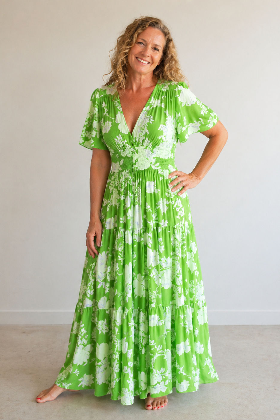 Women's Maxi Dress Puff Sleeve with V-Neck and Tiered Skirt - Green