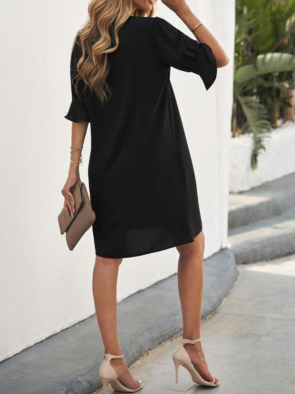 Women's Midi Dress with Flutter Sleeves and V-Neck - 4