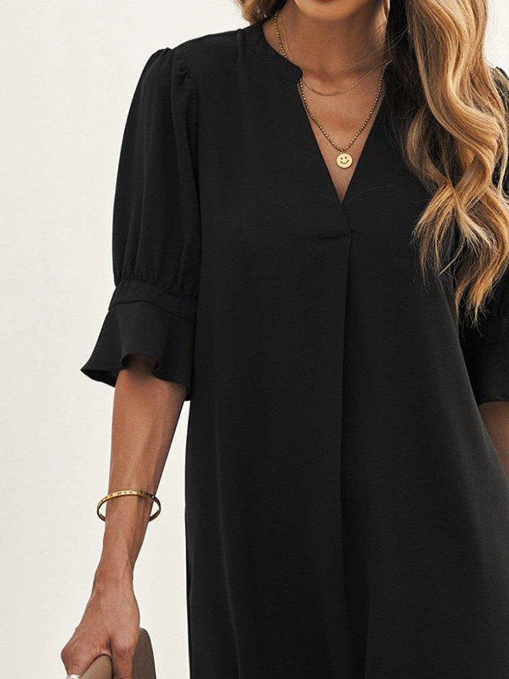 Women's Midi Dress with Flutter Sleeves and V-Neck - 3