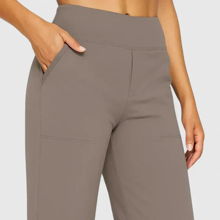 Women's Wide-Leg Trousers with High Waist and Side Pockets - 5