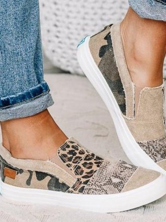 Women's Patchwork Slip-On Trainers with Animal Print - 6