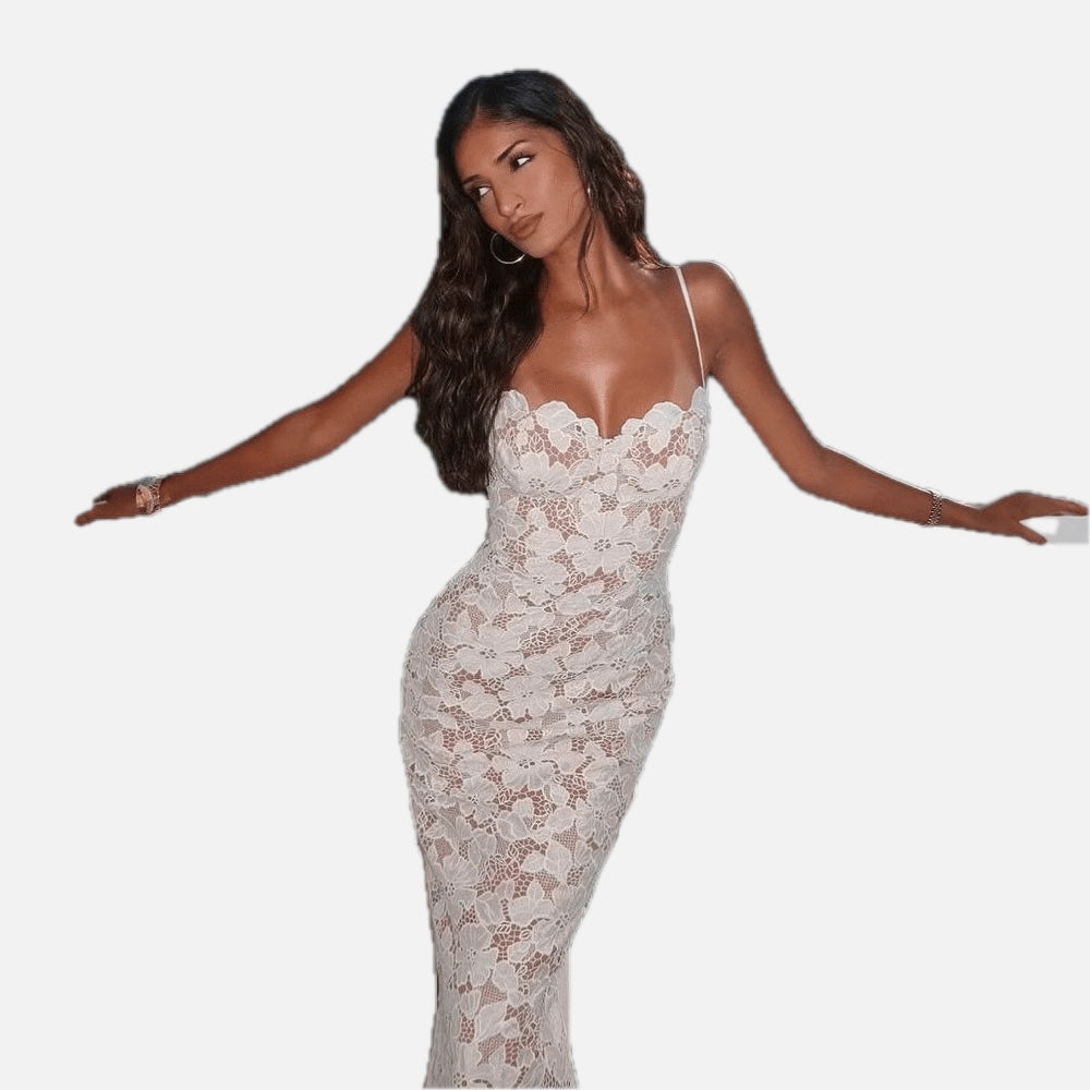 Women's Lace Slip Dress with Sweetheart Neckline and Bodycon Fit