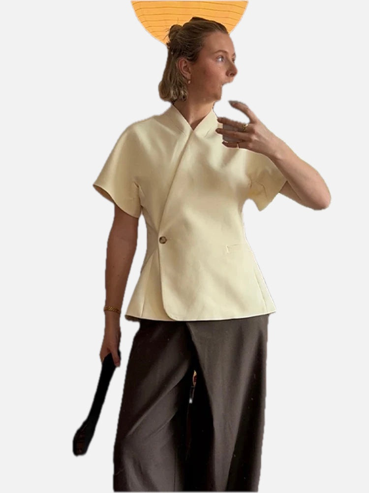 Women's Blazer Jacket Cinched Waist with Short Sleeves and Notch Collar