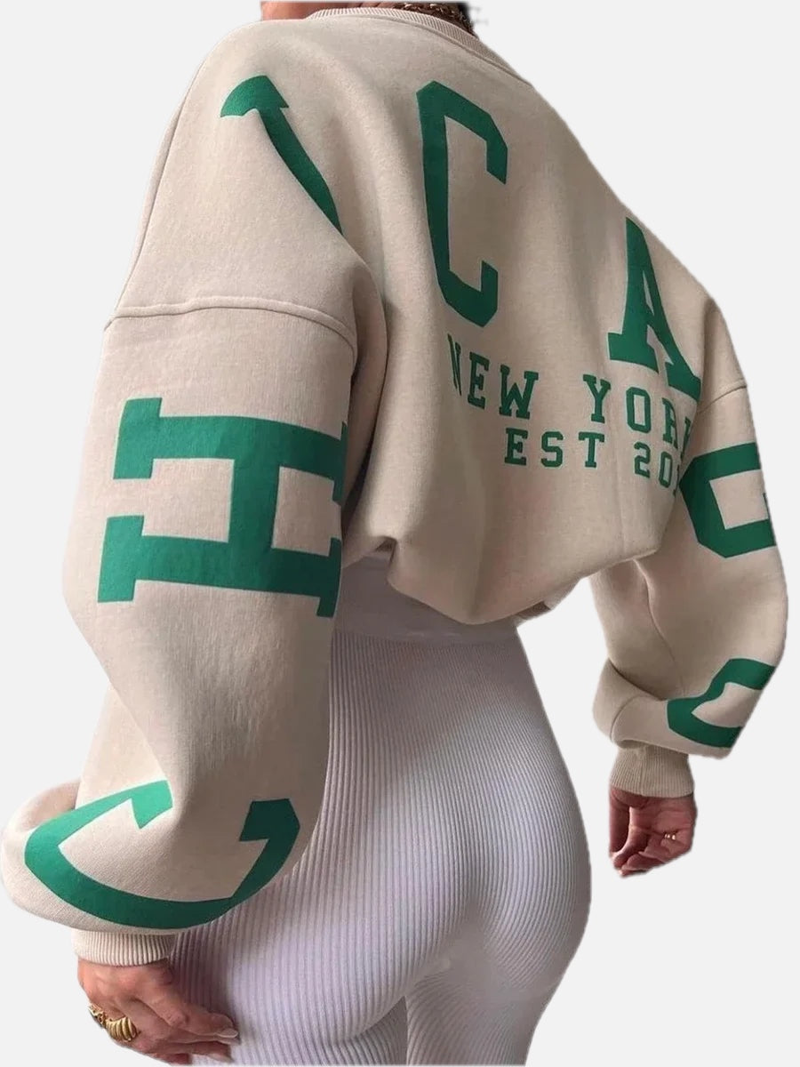 Women's Oversized Sweatshirt with City Print and Crew Neck - 1