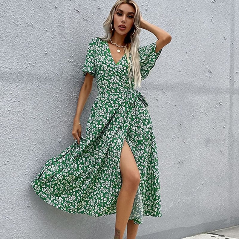 Women's Midi Dress with V-Neck and Puff Sleeves - 5