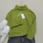 Women's Oversized Turtleneck Jumper with Ribbed Cuffs - 9