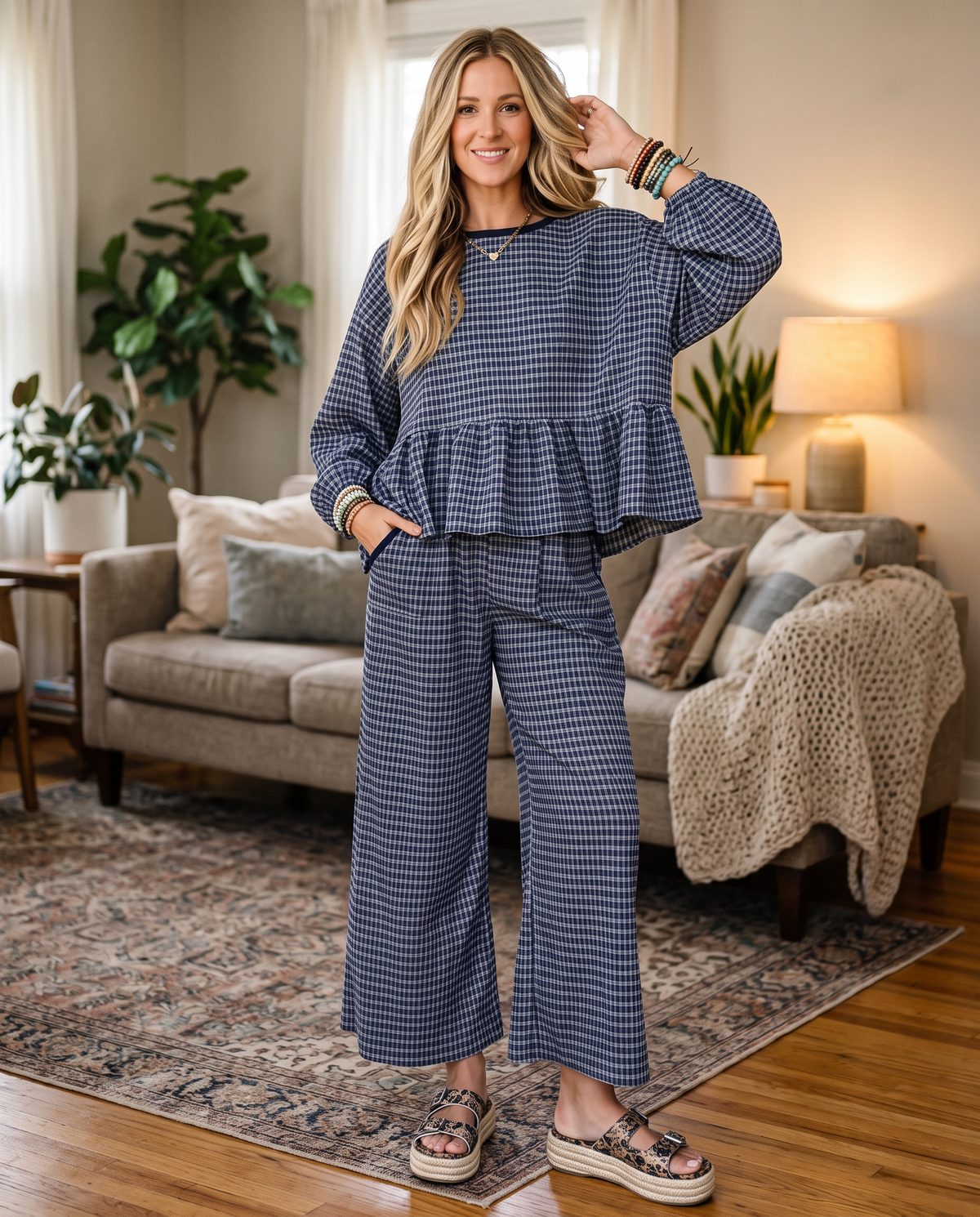 Women's Ruffle Hem Lounge Set Wide Leg Cropped Trousers