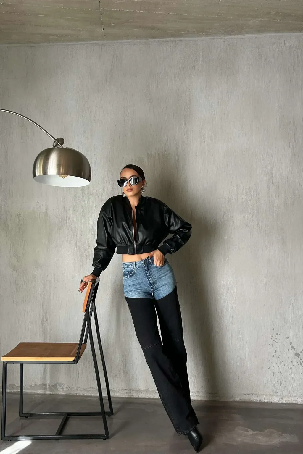 Women's High-Waist Jeans with Two-Tone Patchwork and Slim Straight Leg - 8
