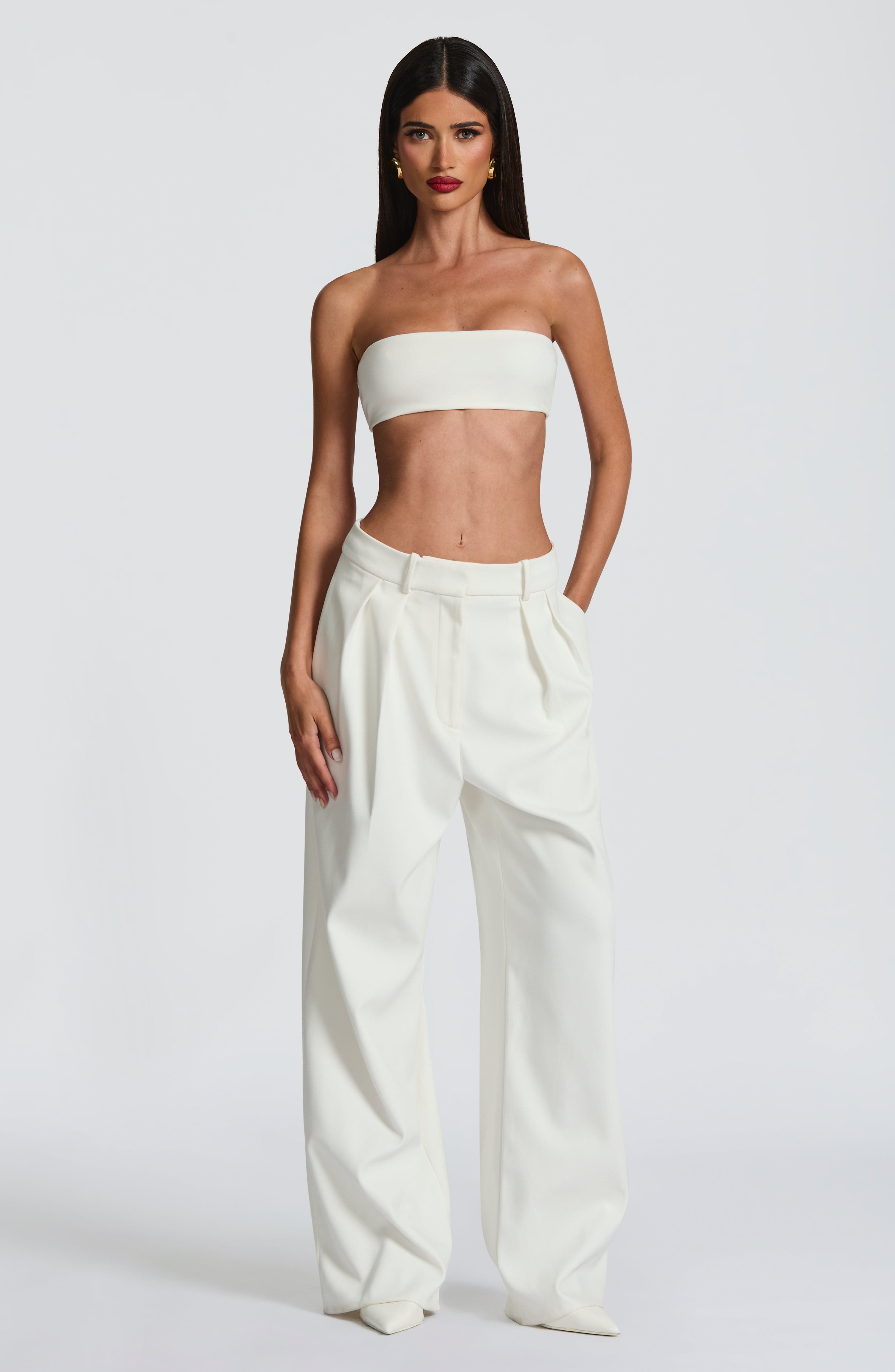 Women's Wide-Leg Tailored Trousers with High Waist and Pleated Front - 3