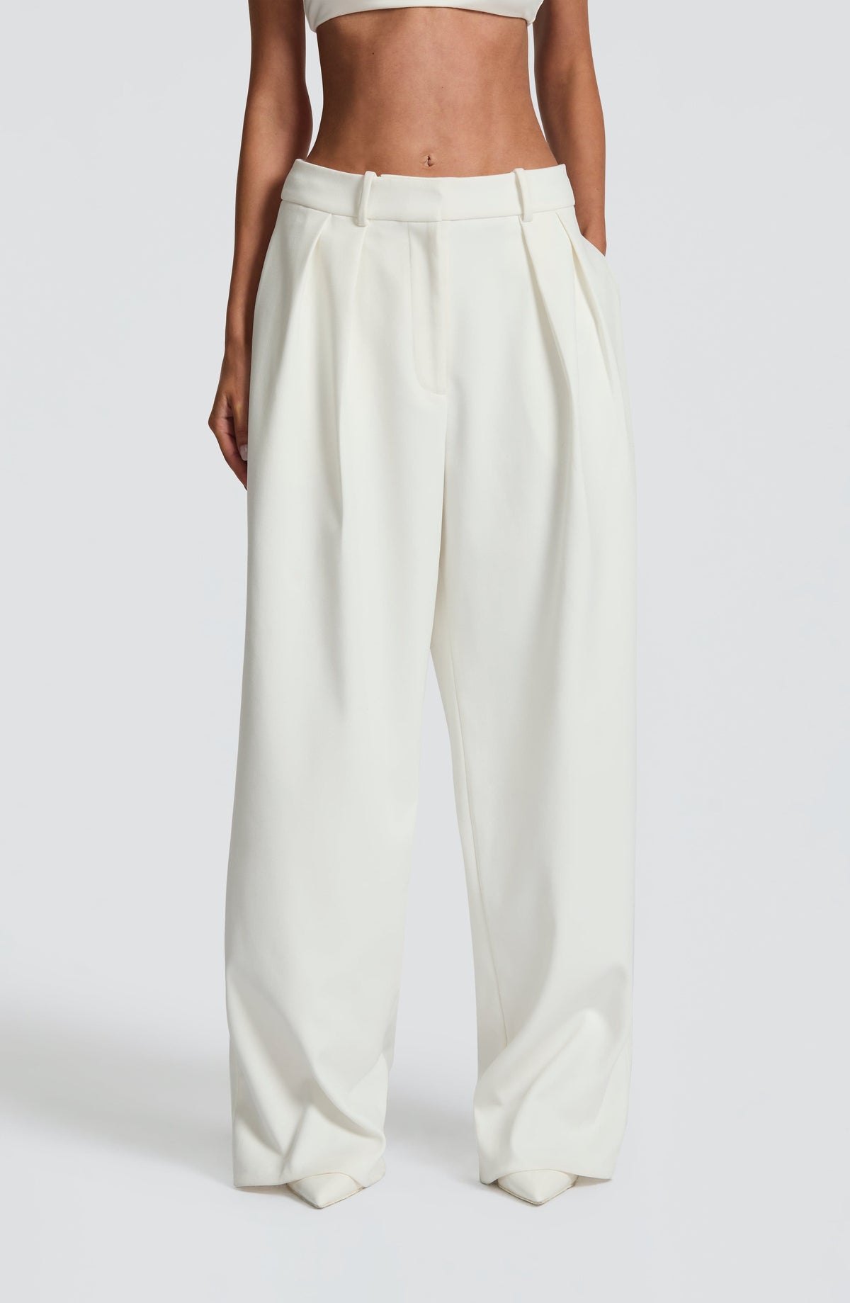 Women's Wide-Leg Tailored Trousers with High Waist and Pleated Front - 2