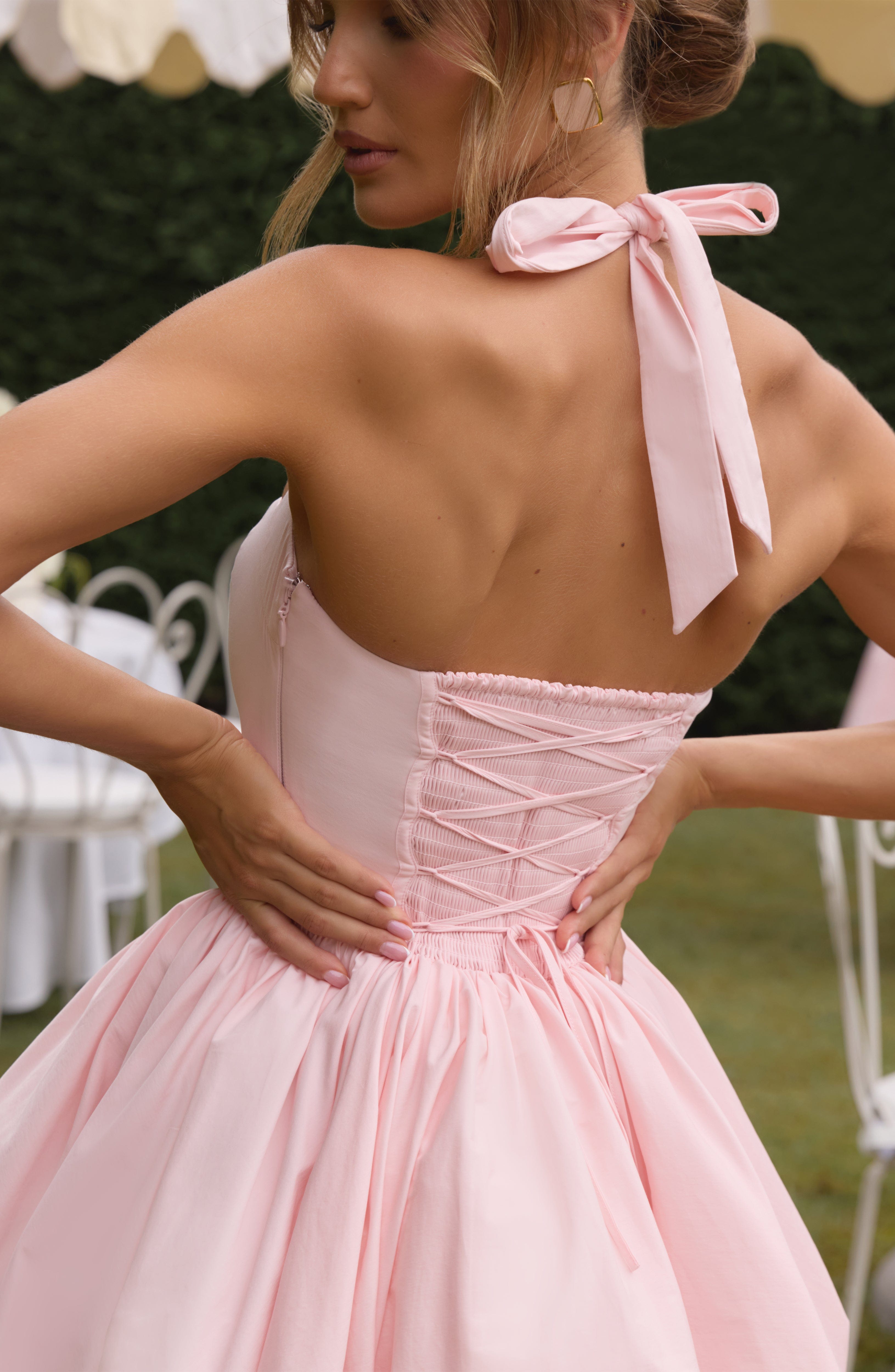 Women's Halterneck Puffball Mini Dress with Fitted Bodice - 6