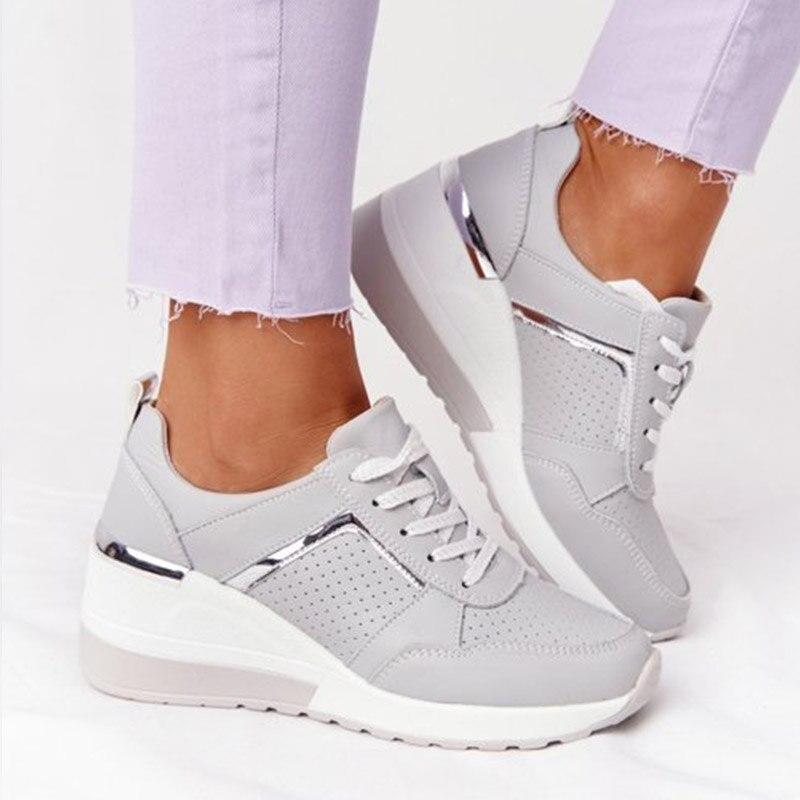 Women's Wedge Sneakers with Metallic Details - Grey