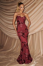 Women's Maxi Evening Gown with Floral Applique and Fitted Silhouette - 7