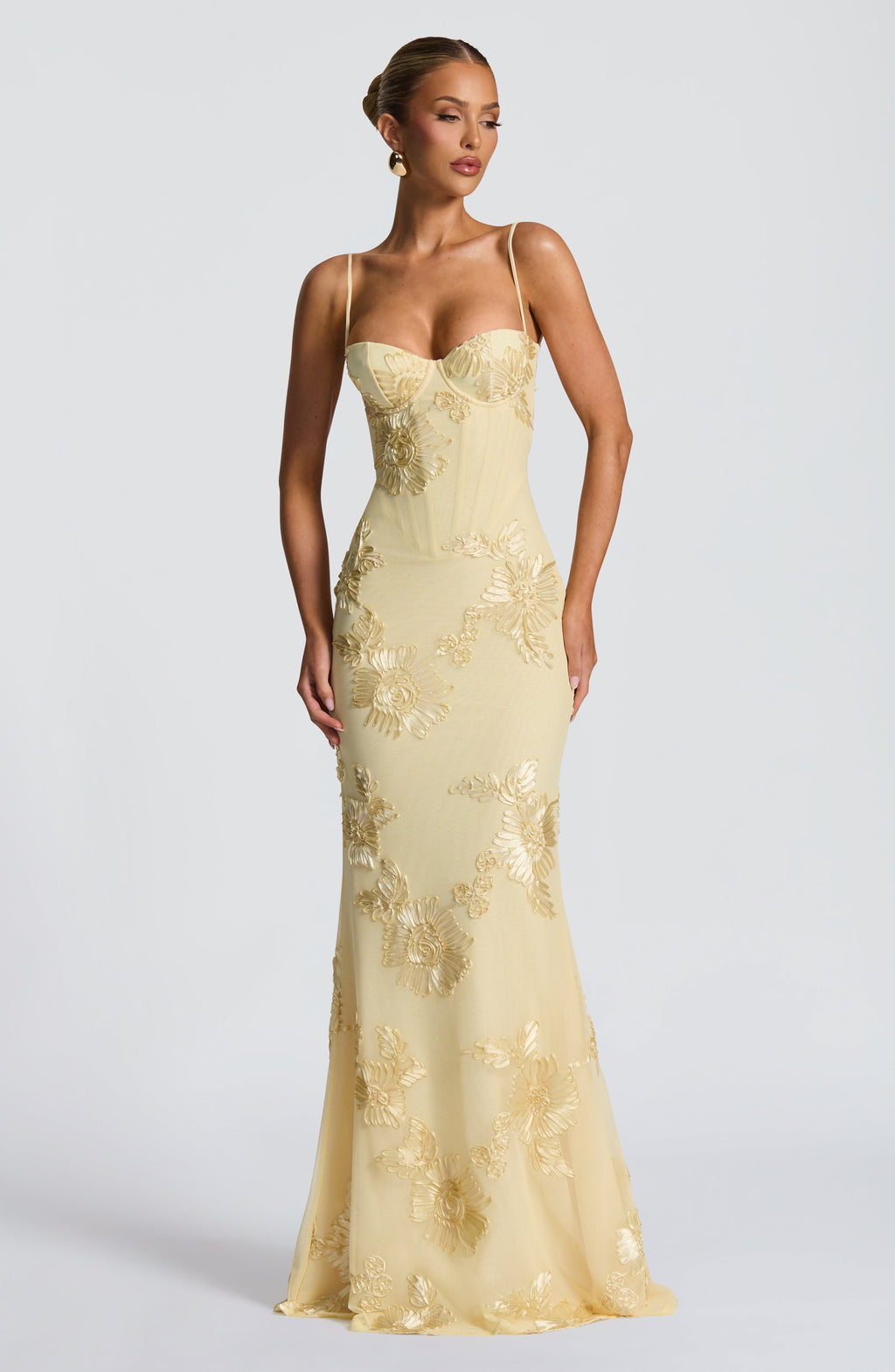Women's Corset Maxi Dress with Floral Appliqué and Sweetheart Neckline - 8
