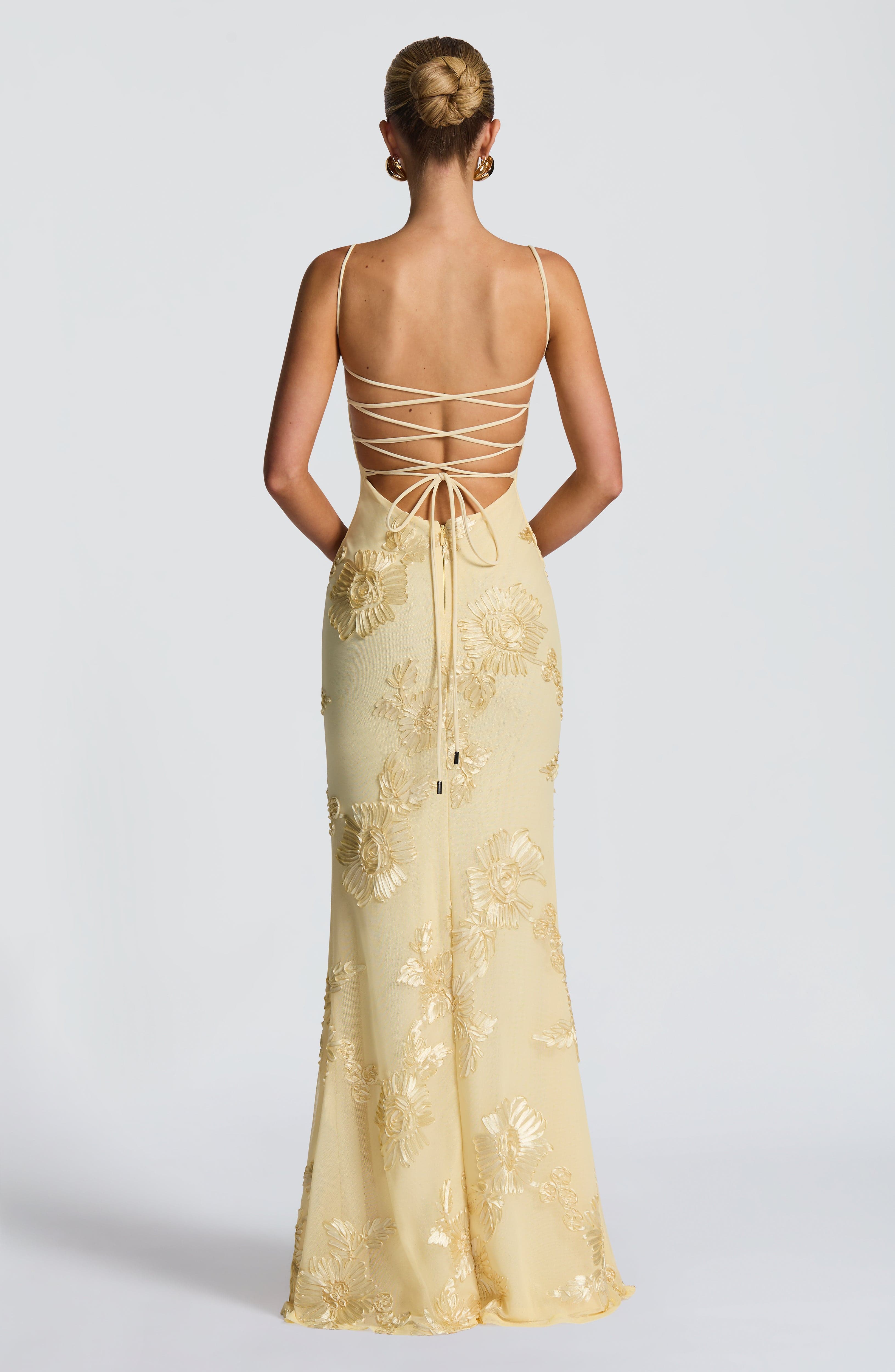 Women's Corset Maxi Dress with Floral Appliqué and Sweetheart Neckline - 3