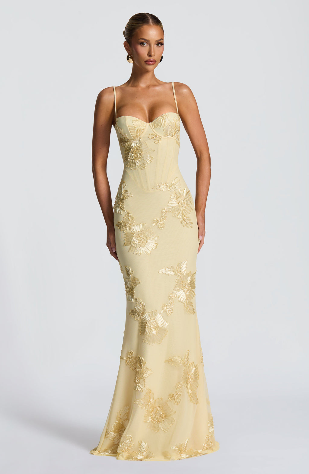 Women's Corset Maxi Dress with Floral Appliqué and Sweetheart Neckline - 2
