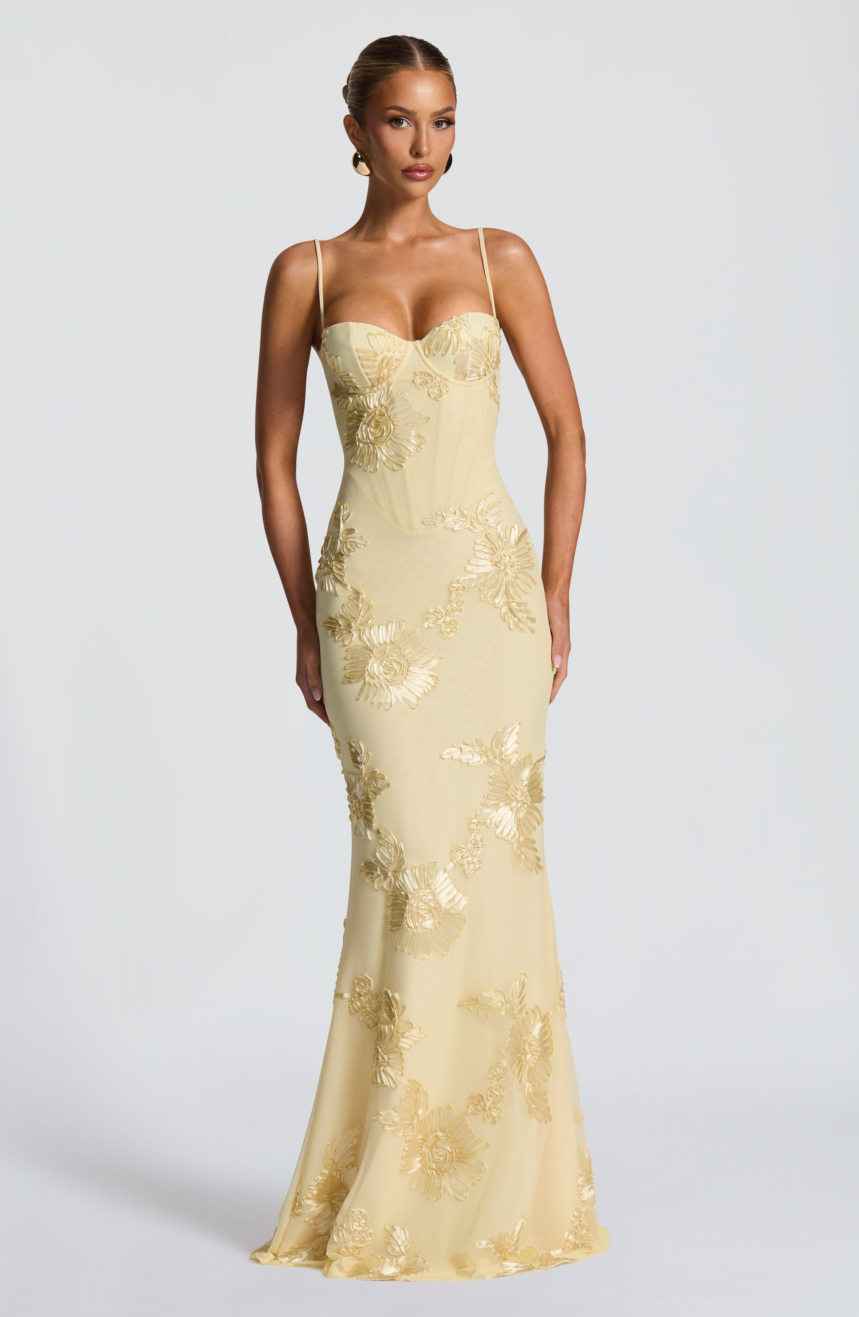 Women's Corset Maxi Dress with Floral Appliqué and Sweetheart Neckline - 2