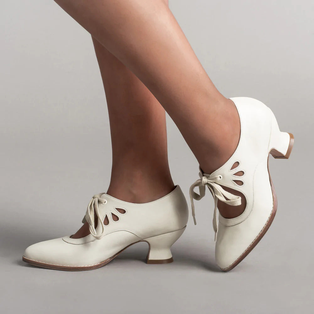 Women's Lace-Up Leather Pumps with Sculpted Heel - 7