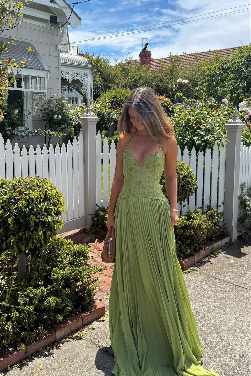 Women's Corset Maxi Dress Pleated with Sweetheart Neckline and A-Line Skirt - 4