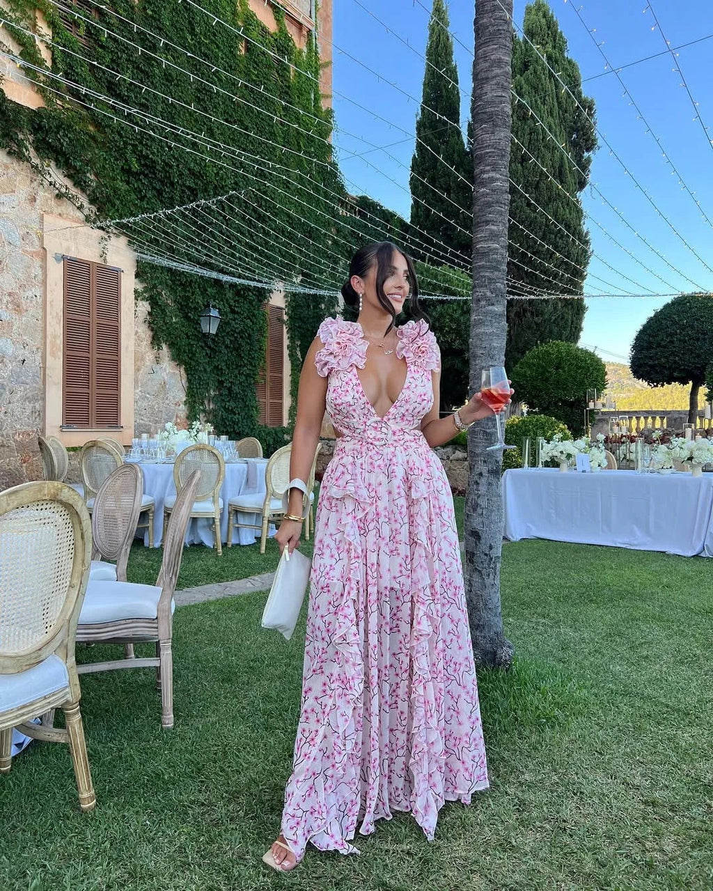 Women's Sleeveless Floral Maxi Dress with V-Neck and Cutout Waist - 10