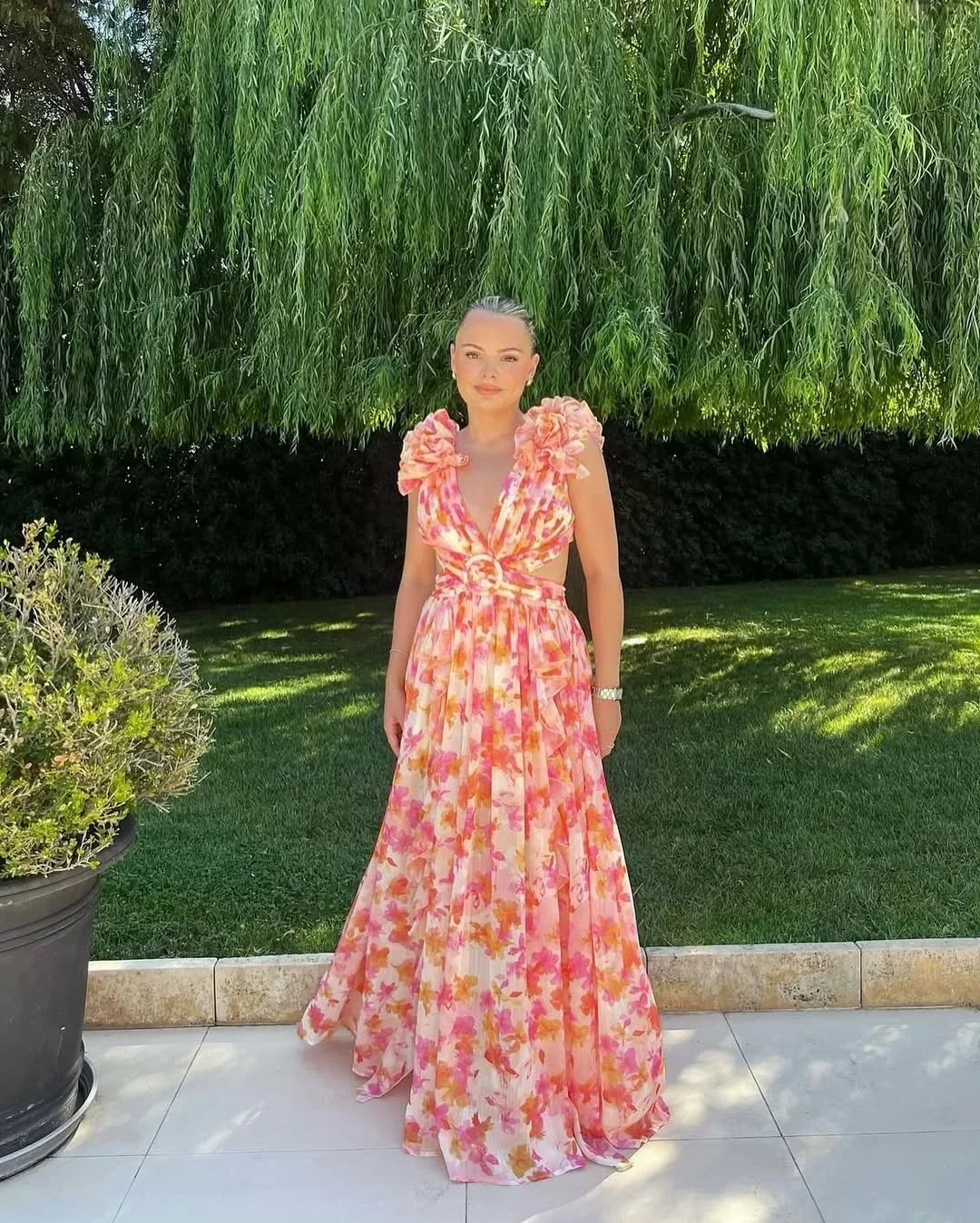 Women's Sleeveless Floral Maxi Dress with V-Neck and Cutout Waist - 5