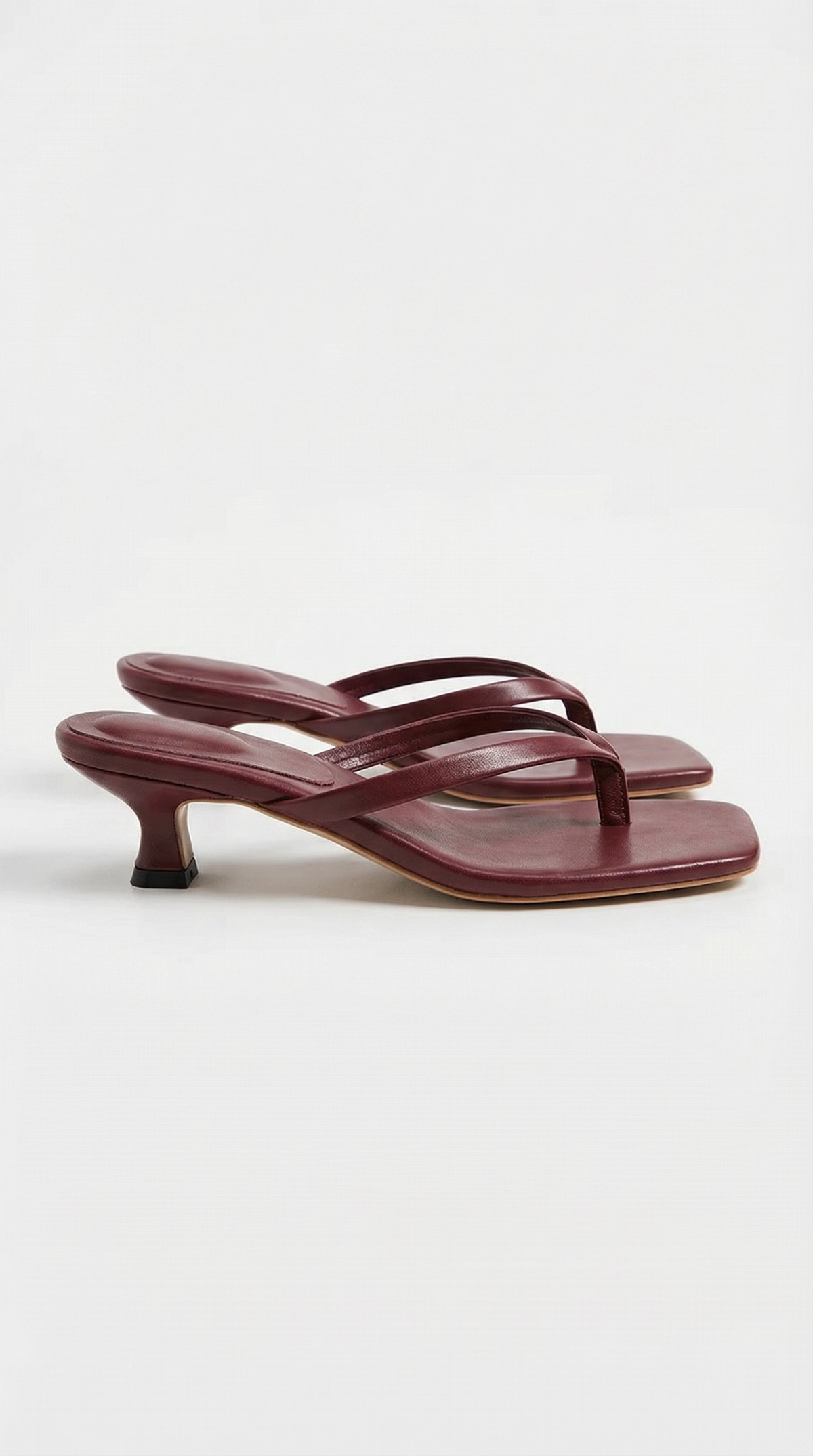 Women's Kitten Heel Sandals with Slim Toe-Post Straps - 15
