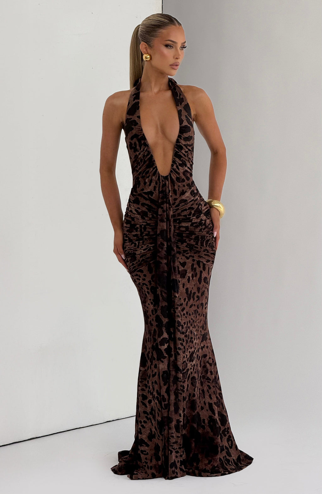 Women's Halterneck Maxi Dress with Plunging Neckline and Ruched Train - 13