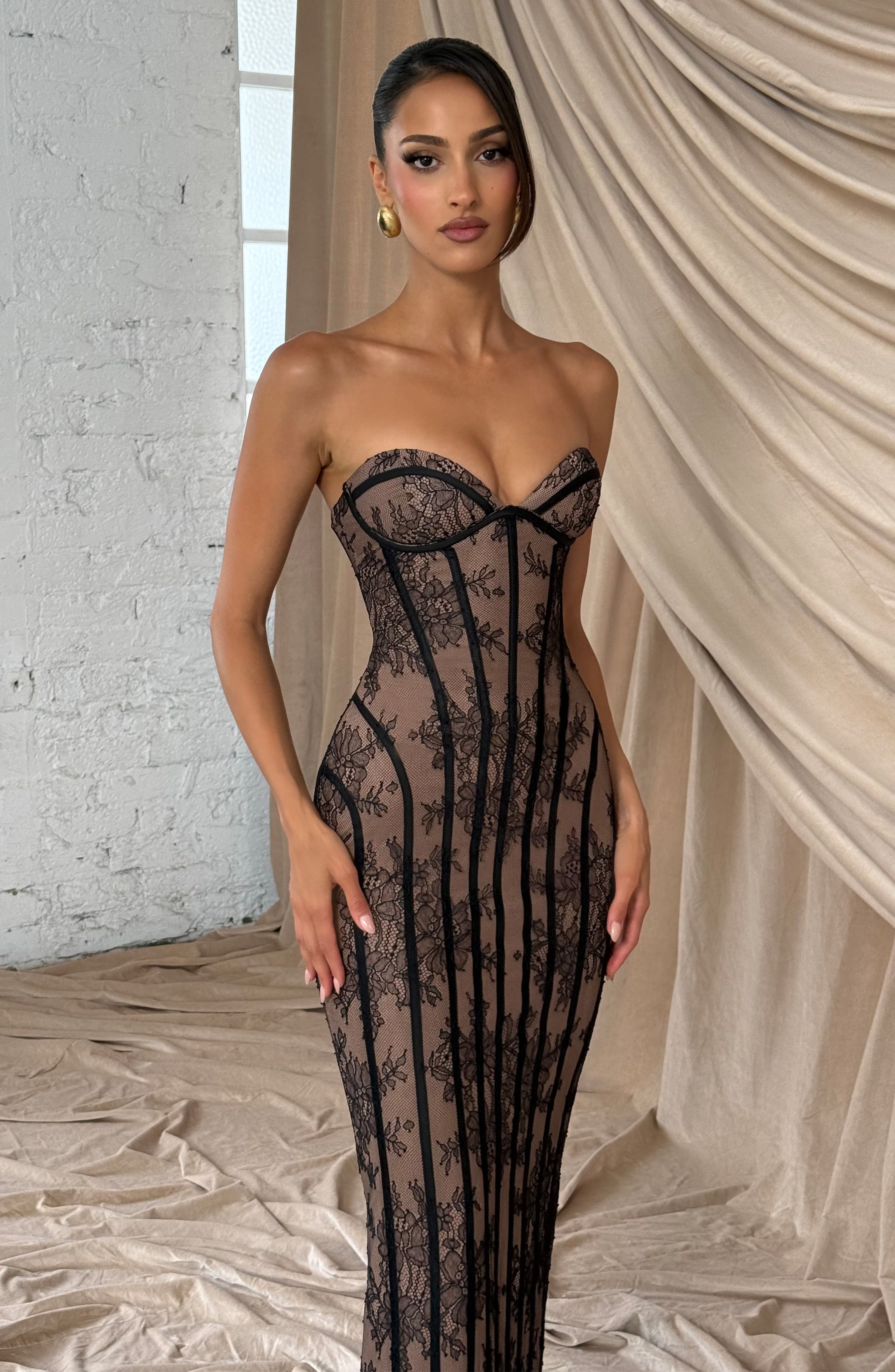 Women's Strapless Lace Corset Maxi Dress with Sweetheart Neckline - 6