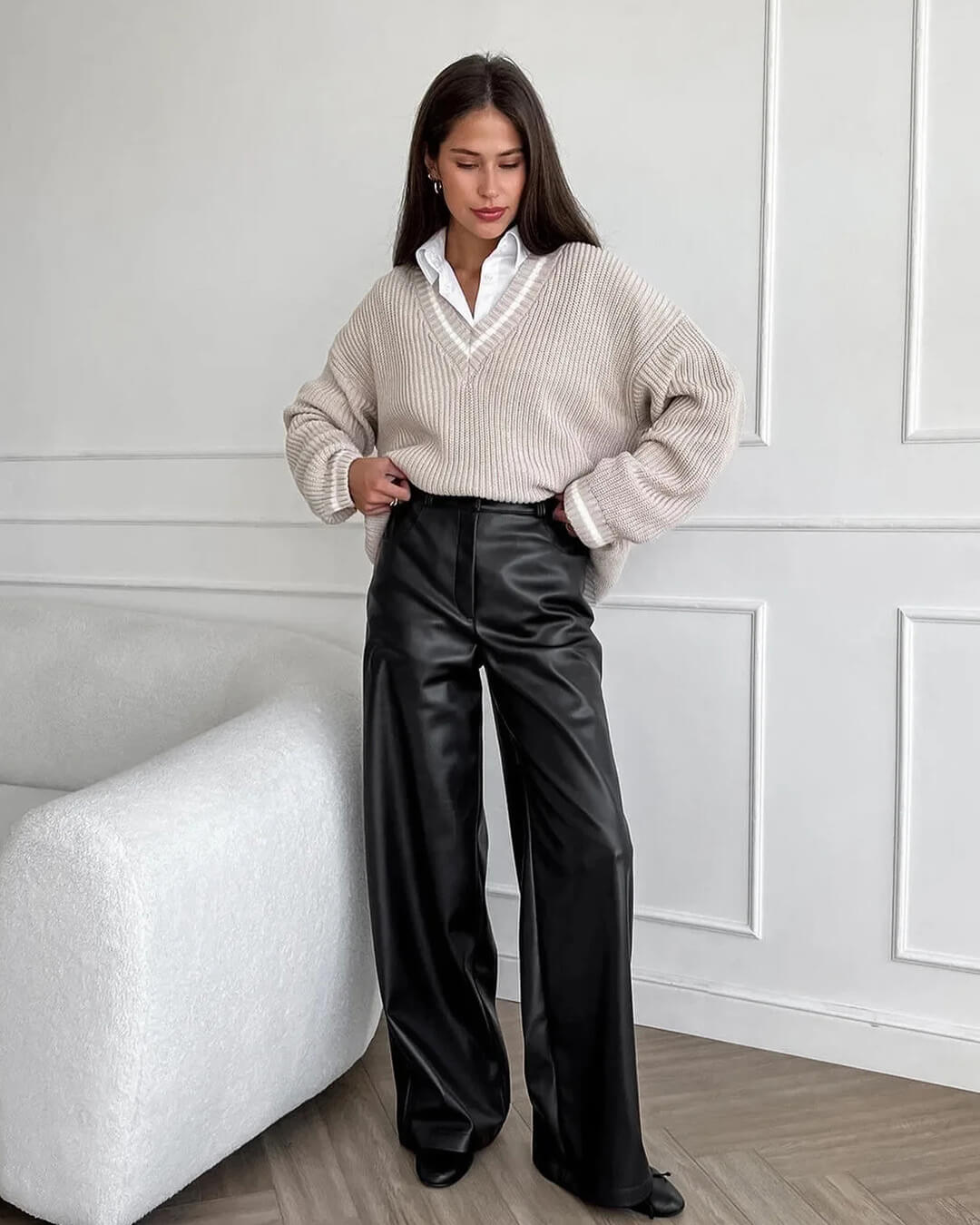 Women's Wide Leg Faux Leather Trousers with High Waist - 6