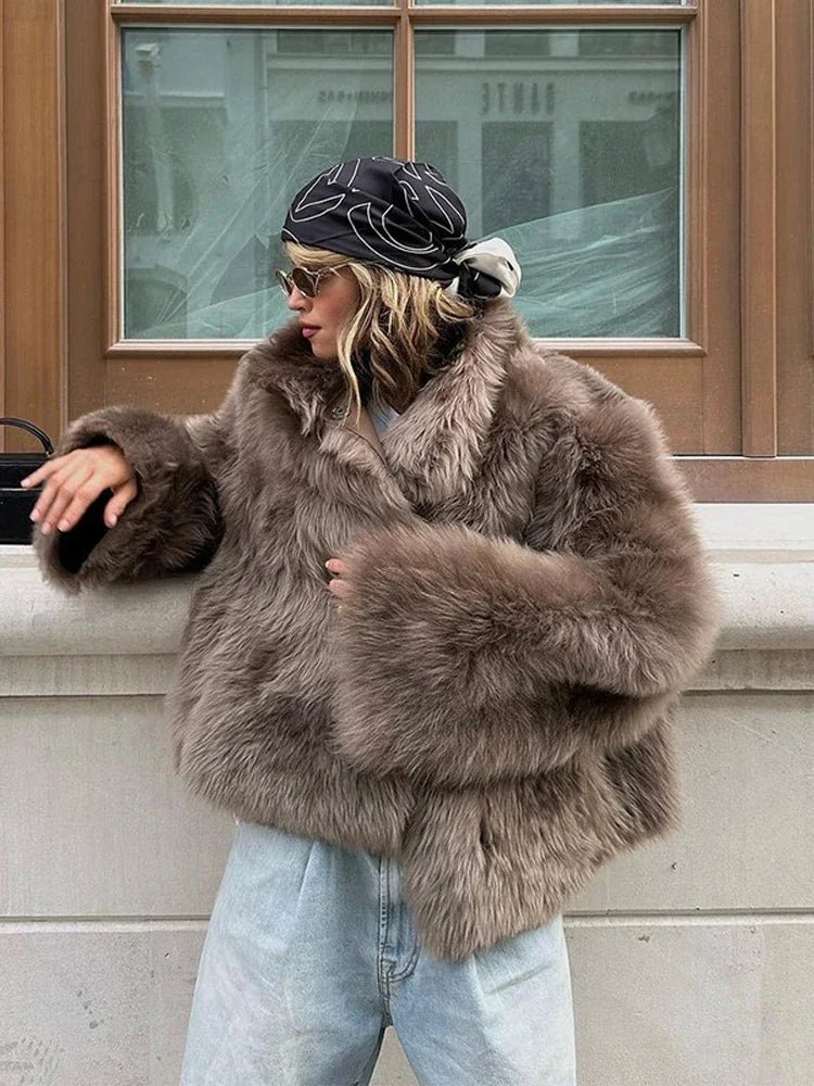 Women's Faux Fur Coat with Snap Buttons and Plush Texture - 2