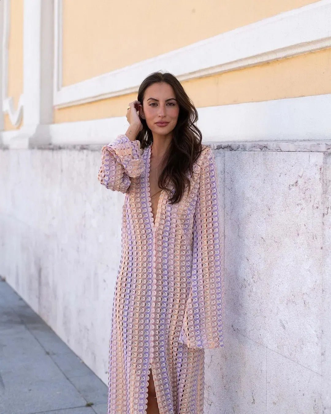 Women's Maxi Dress with V-Neck and Striped Print - Lilac