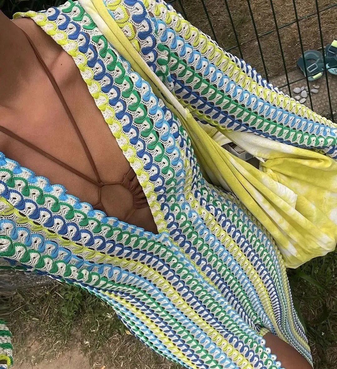 Women's Maxi Dress with V-Neck and Striped Print - 12