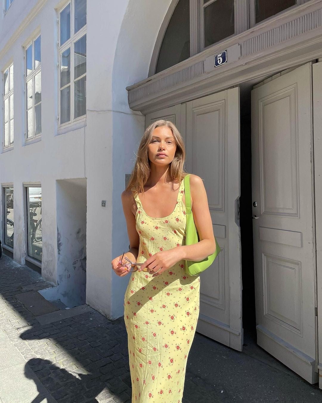 Women's Sleeveless Floral Maxi Dress with Scoop Neck and Flared Hem - Yellow