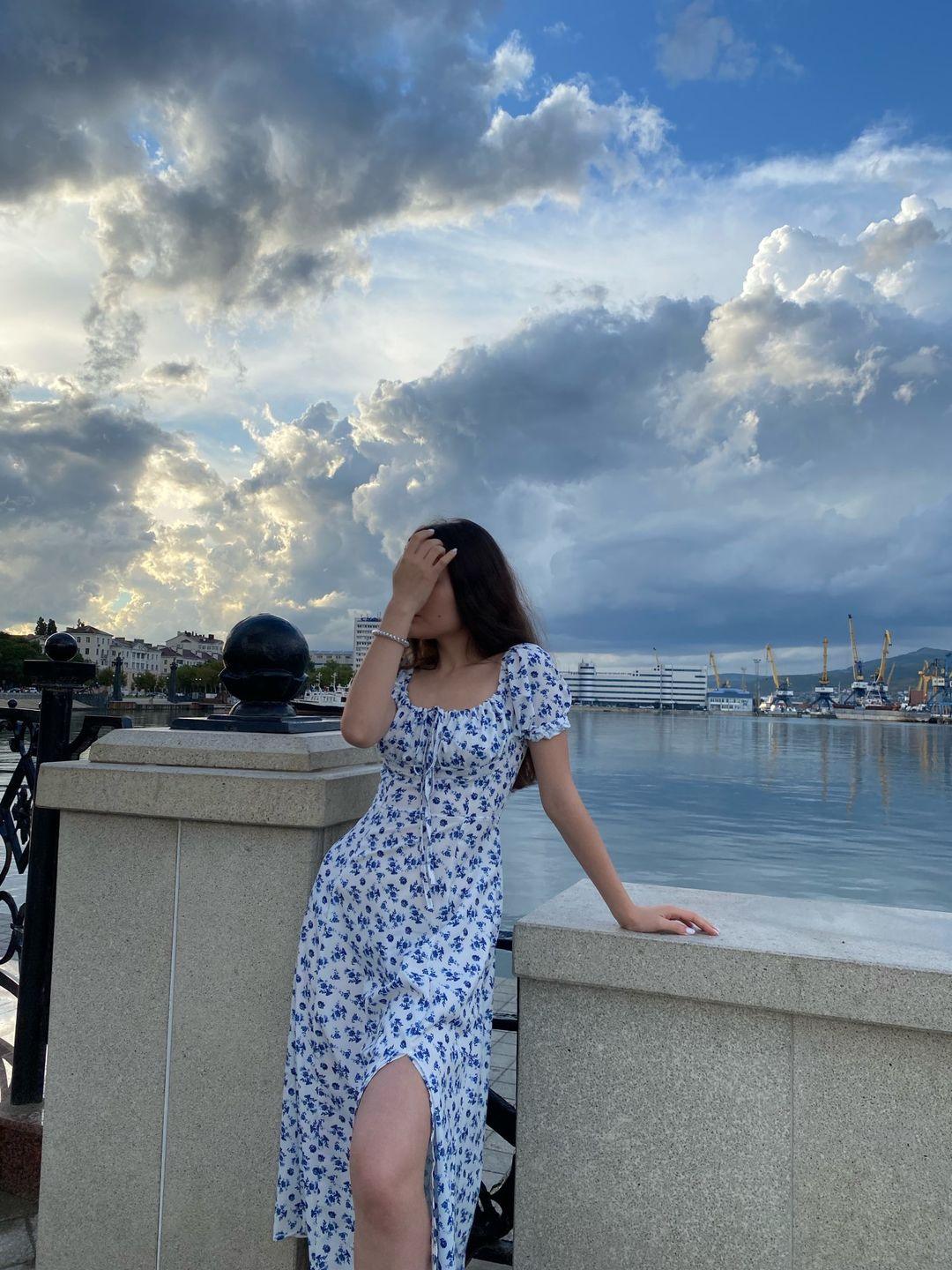 Women's Floral Midi Dress with Puff Sleeves and Front Slit - 7