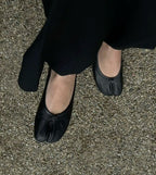 Women's Split Toe Ballet Flats with Cushioned Footbed - Black